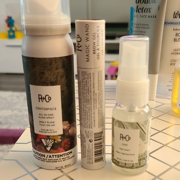 R+Co Centerpiece, Magic Wand, and Prep Spray - Picture 1 of 11